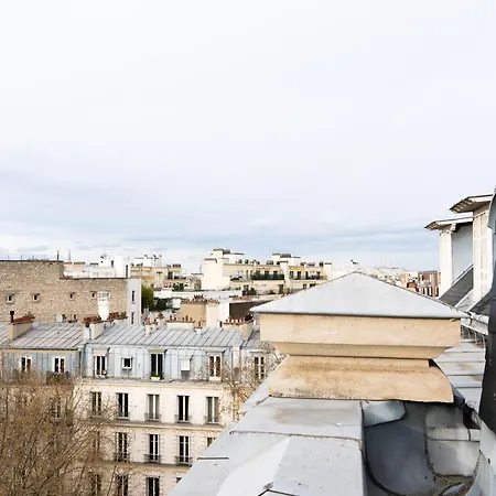 Apartment Face Tour Eiffel Paris